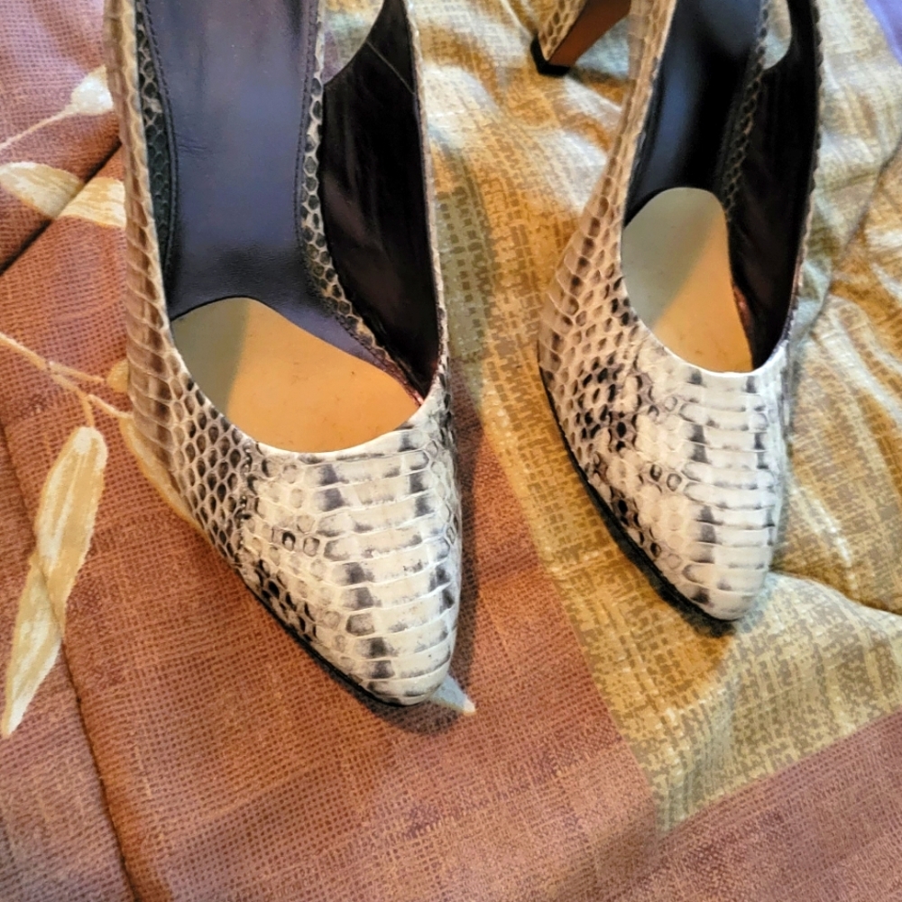 Isola shoes